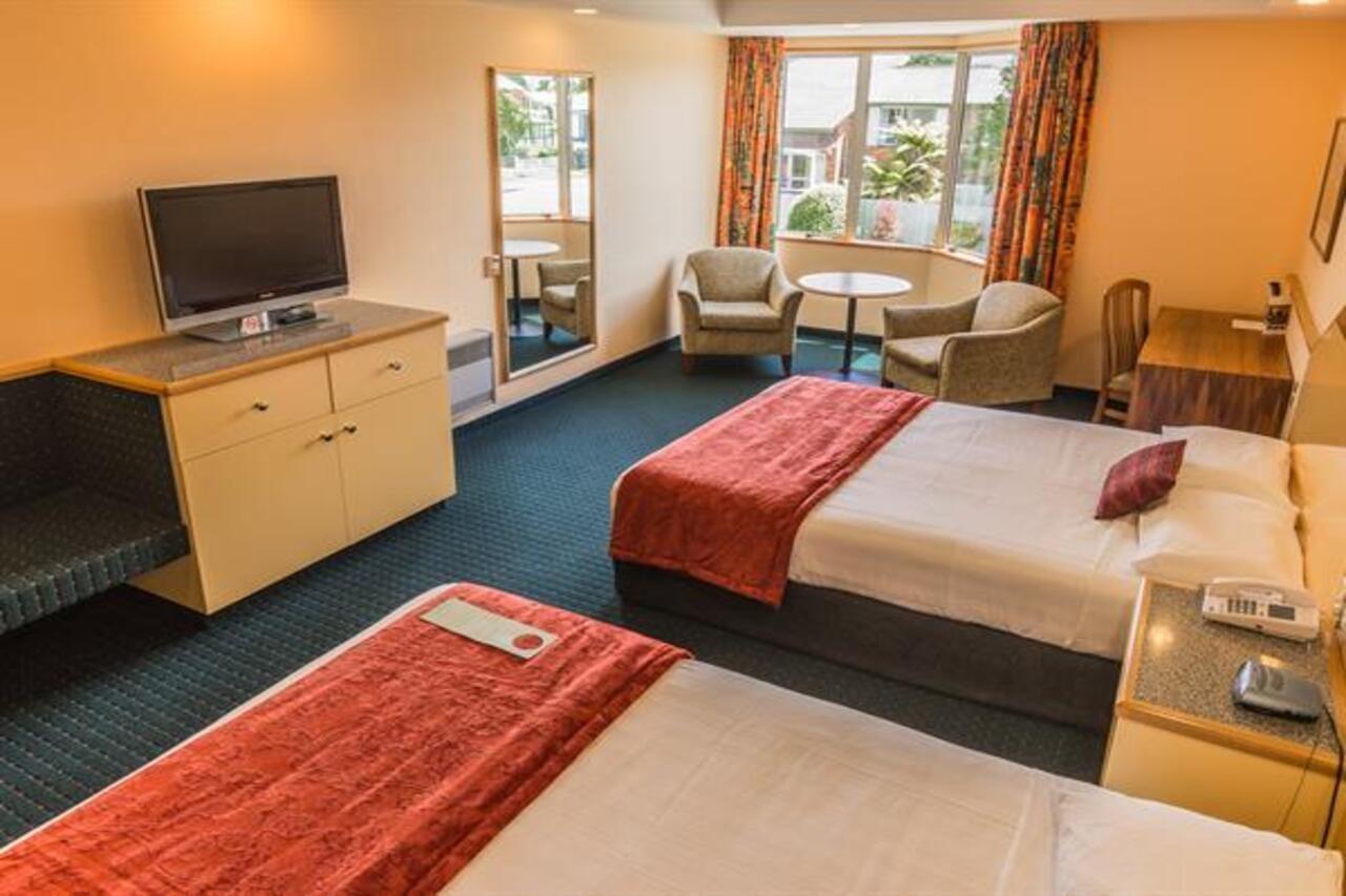 Distinction Luxmore Hotel Te Anau Εξωτερικό φωτογραφία