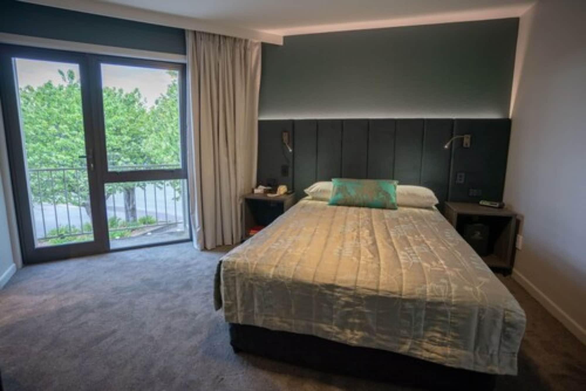 Distinction Luxmore Hotel Te Anau Εξωτερικό φωτογραφία