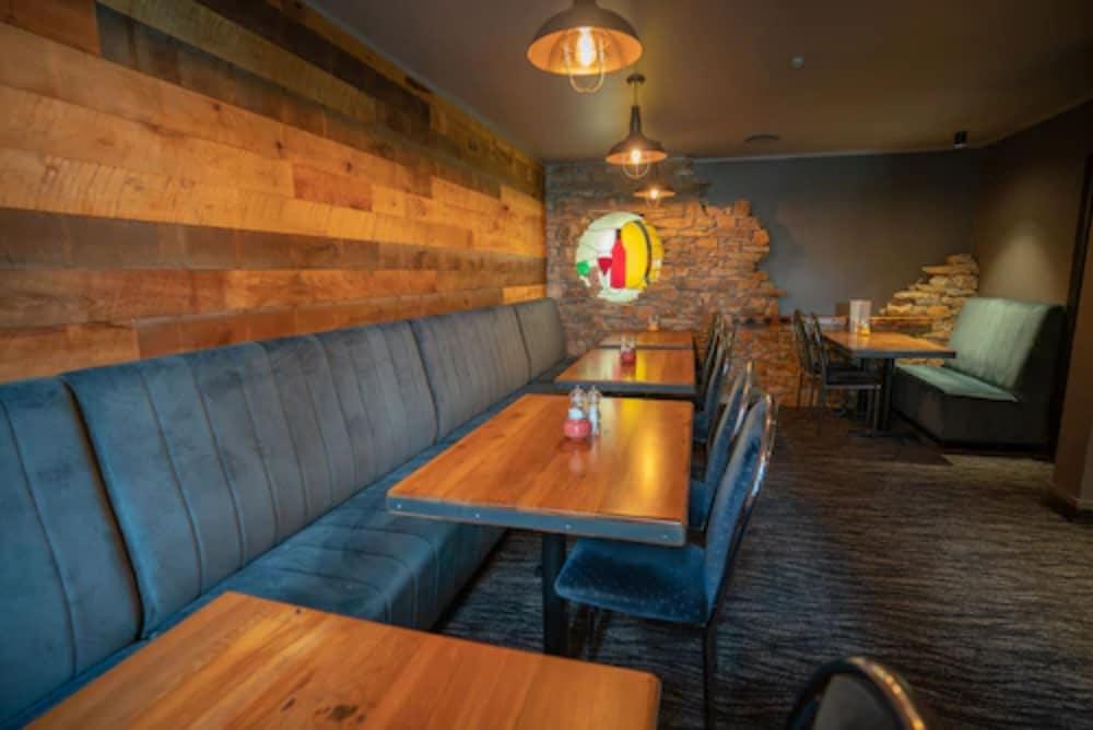 Distinction Luxmore Hotel Te Anau Εξωτερικό φωτογραφία