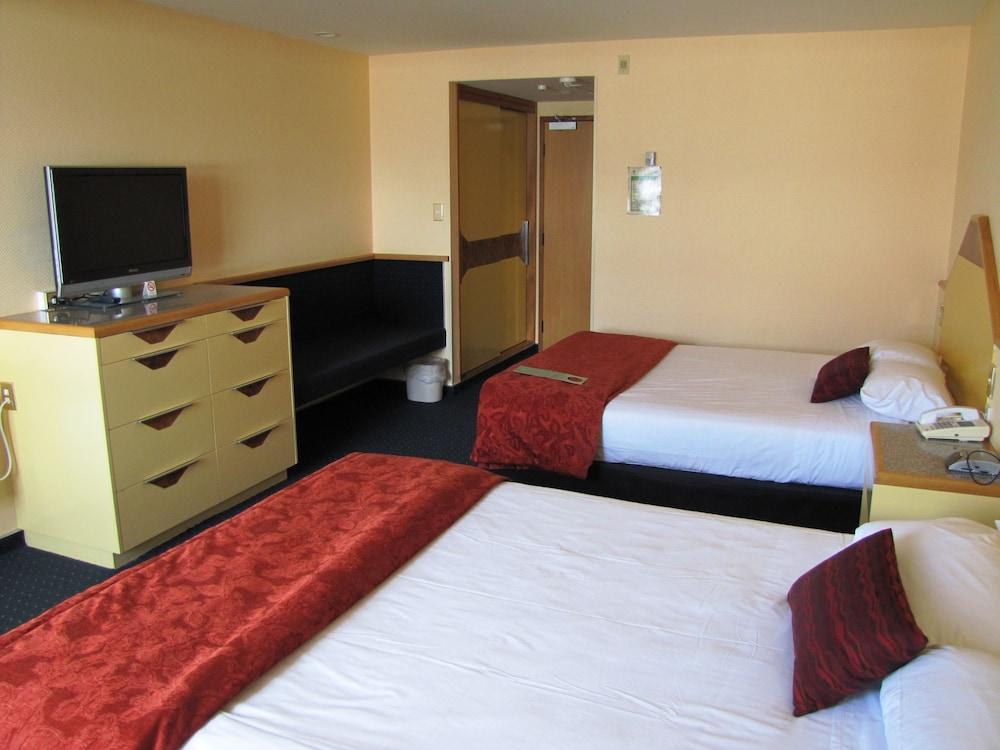 Distinction Luxmore Hotel Te Anau Εξωτερικό φωτογραφία