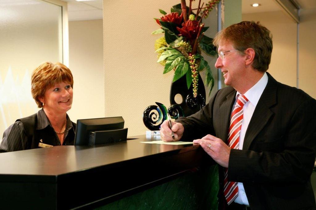 Distinction Luxmore Hotel Te Anau Εξωτερικό φωτογραφία